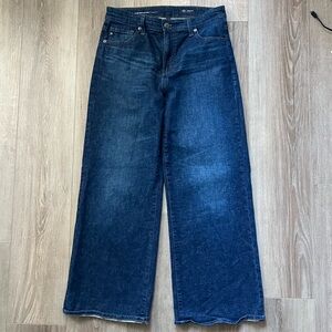 Size 6 AG Jeans Saige Wide Leg Crop